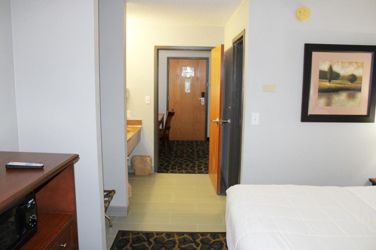 Greenlight Inn & Suites St James Saint James Exteriér fotografie