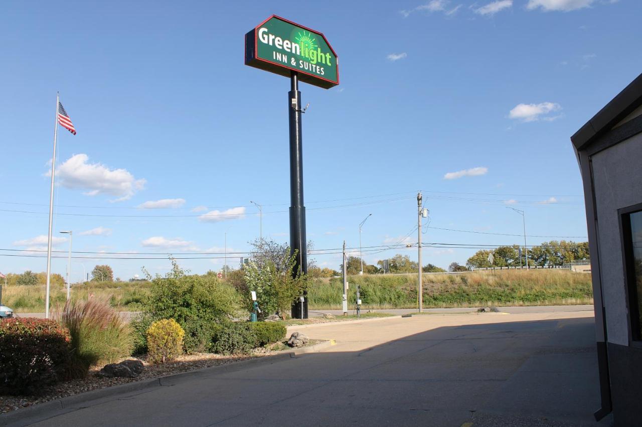Greenlight Inn & Suites St James Saint James Exteriér fotografie