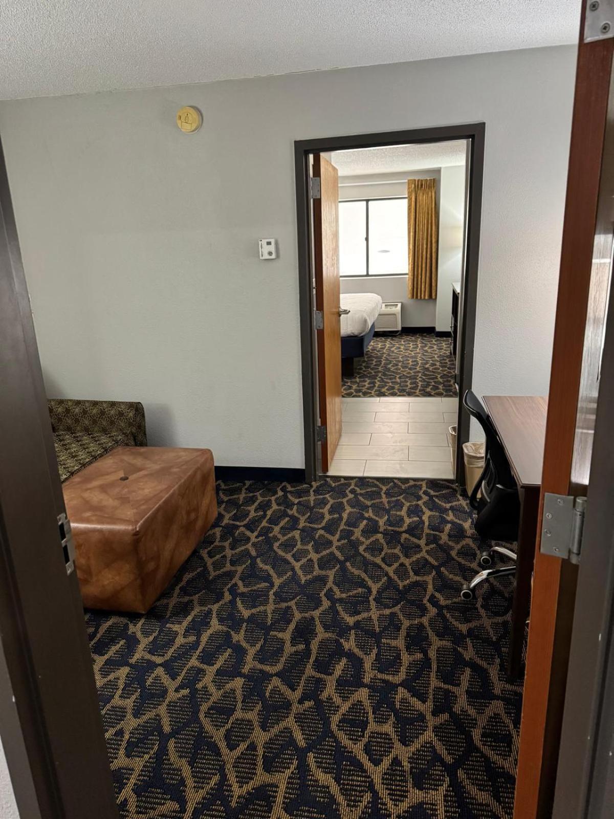 Greenlight Inn & Suites St James Saint James Exteriér fotografie
