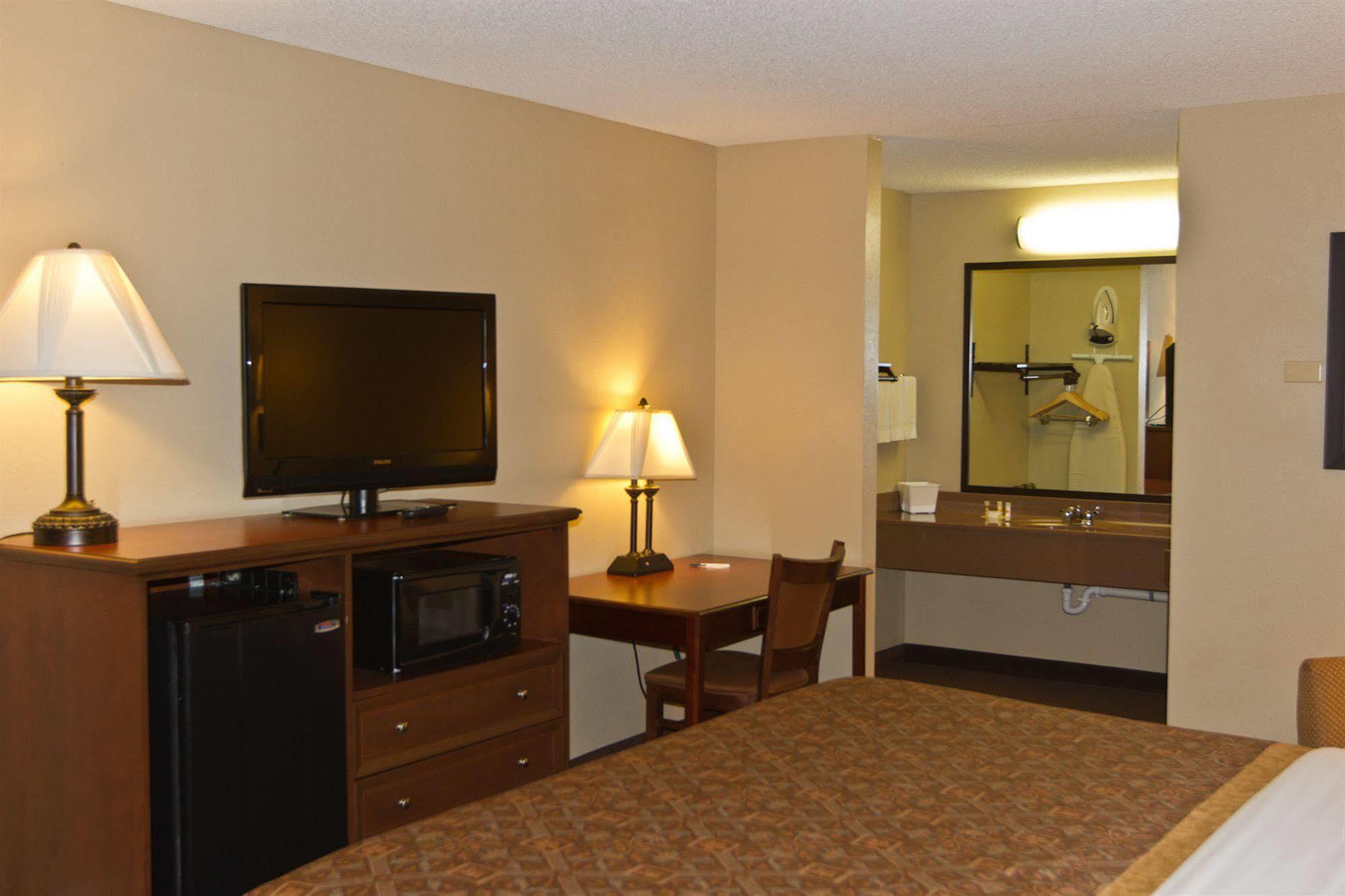 Greenlight Inn & Suites St James Saint James Exteriér fotografie