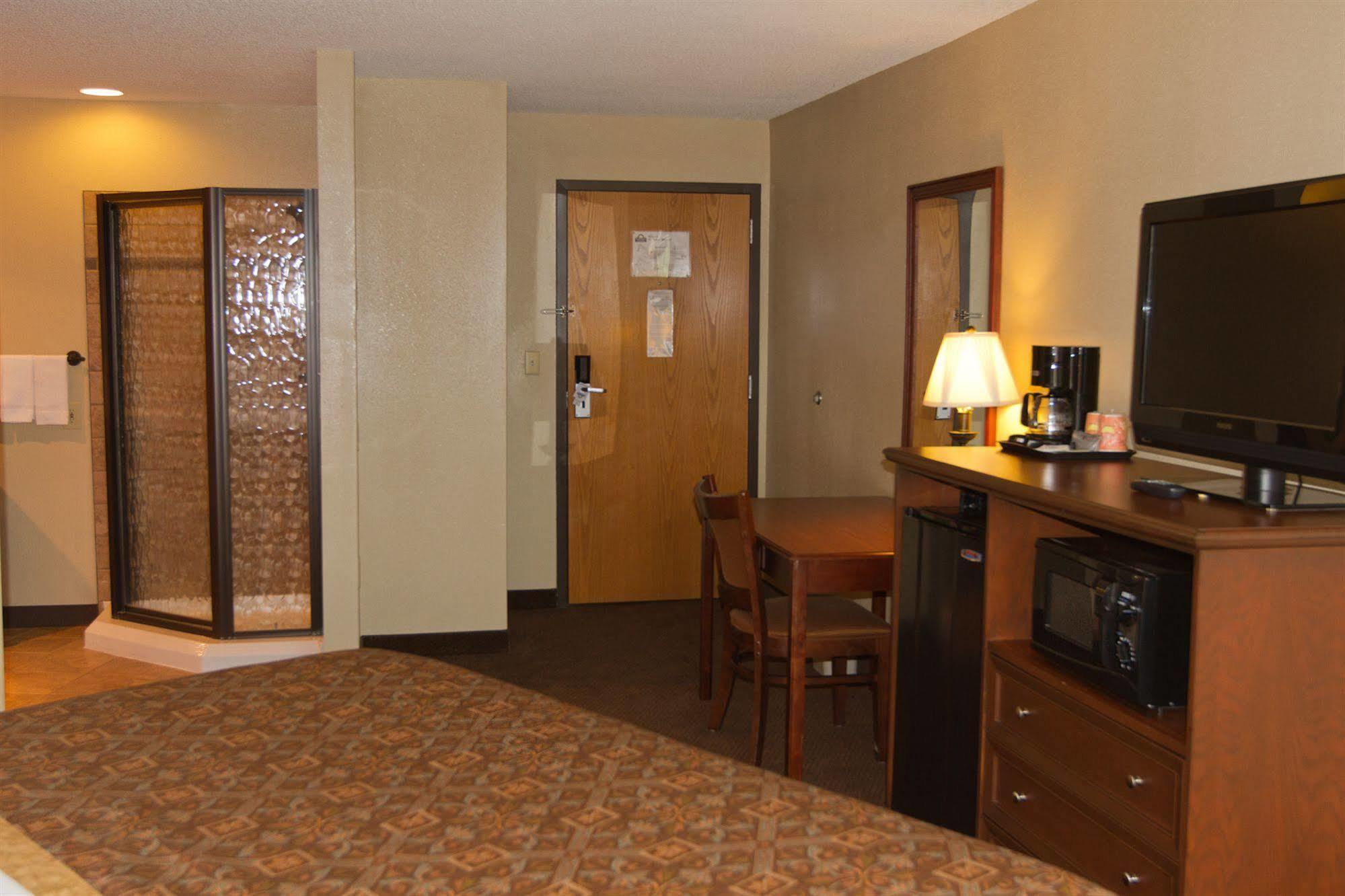 Greenlight Inn & Suites St James Saint James Exteriér fotografie