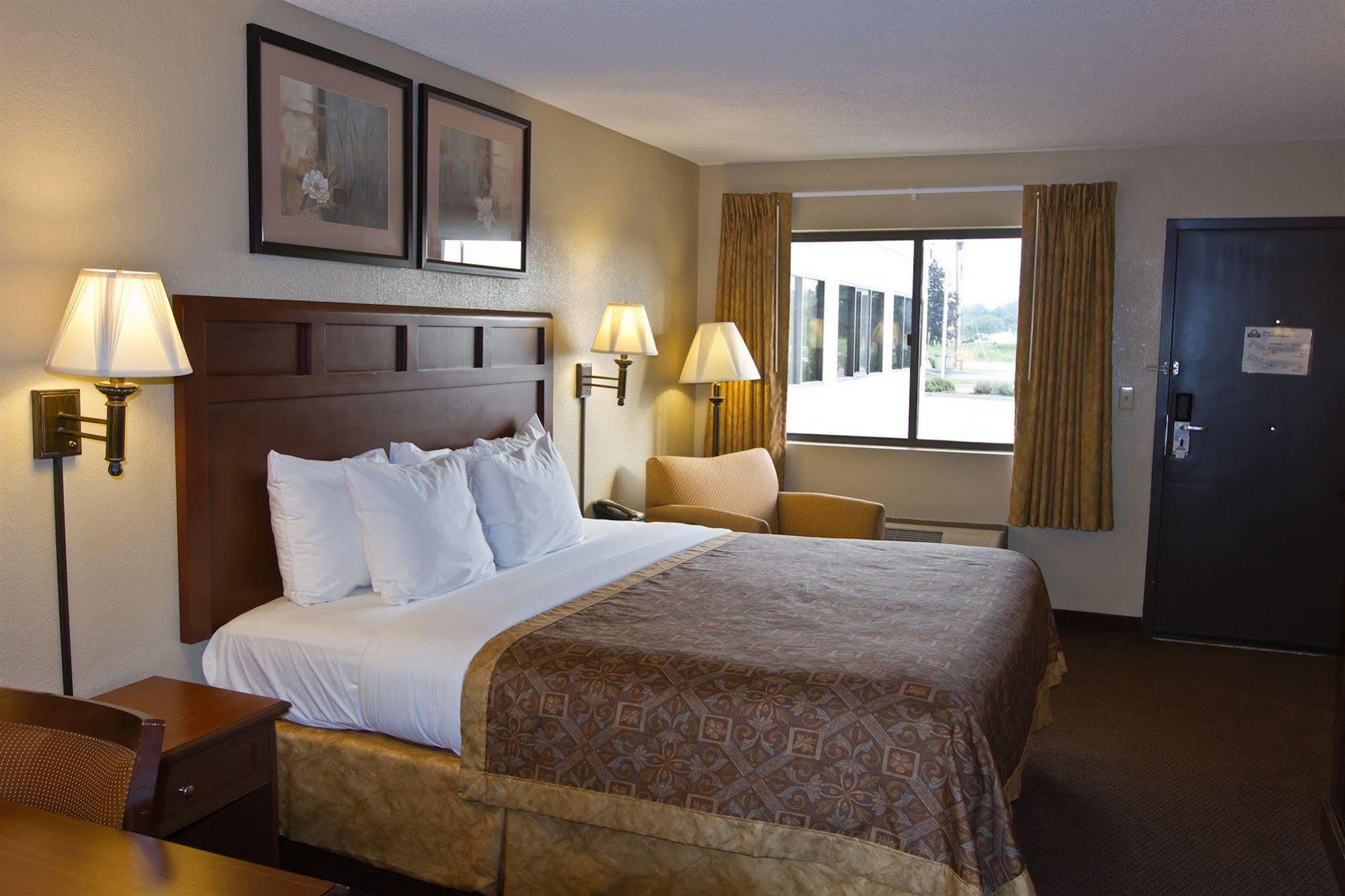 Greenlight Inn & Suites St James Saint James Exteriér fotografie