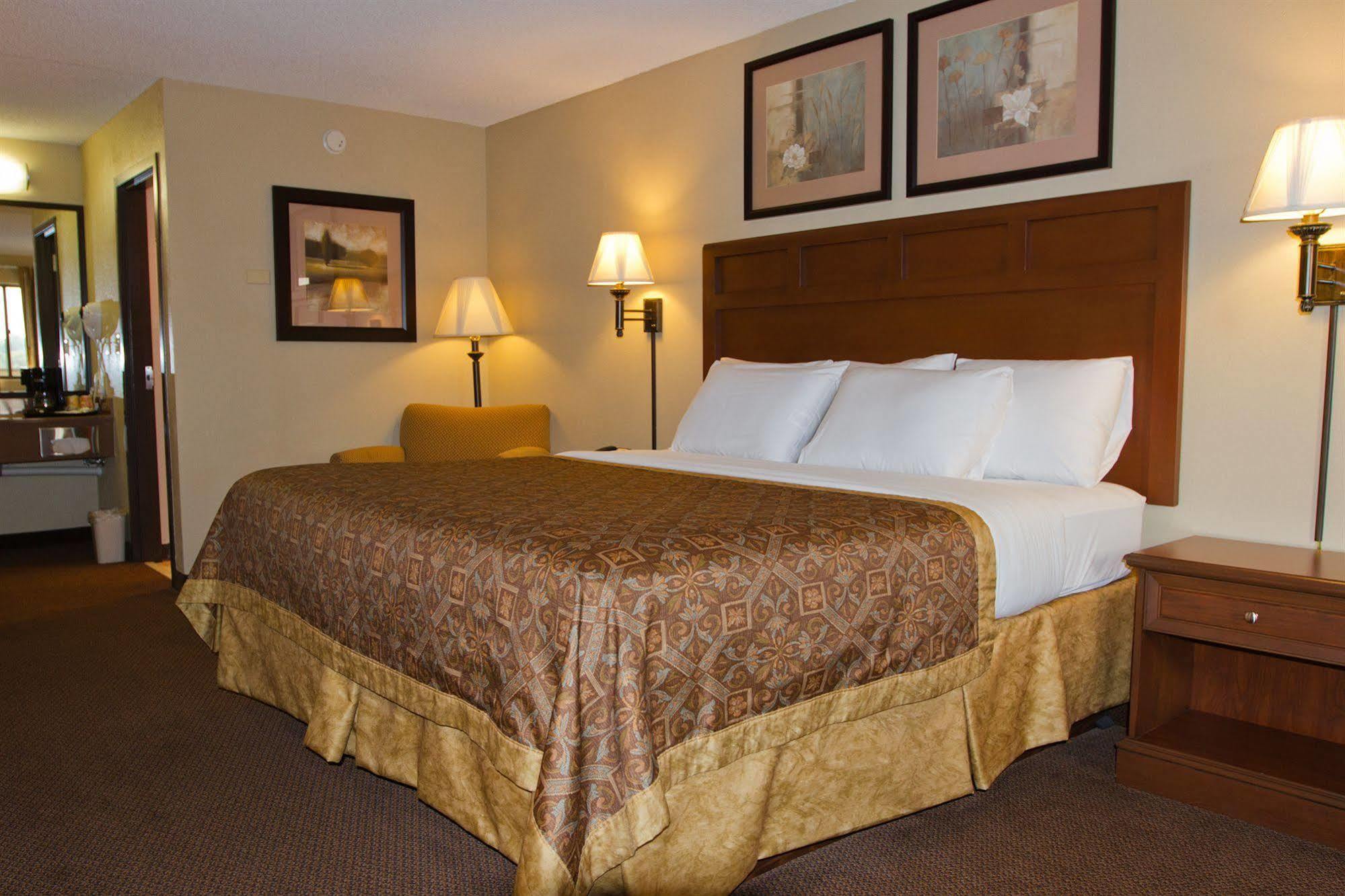 Greenlight Inn & Suites St James Saint James Exteriér fotografie