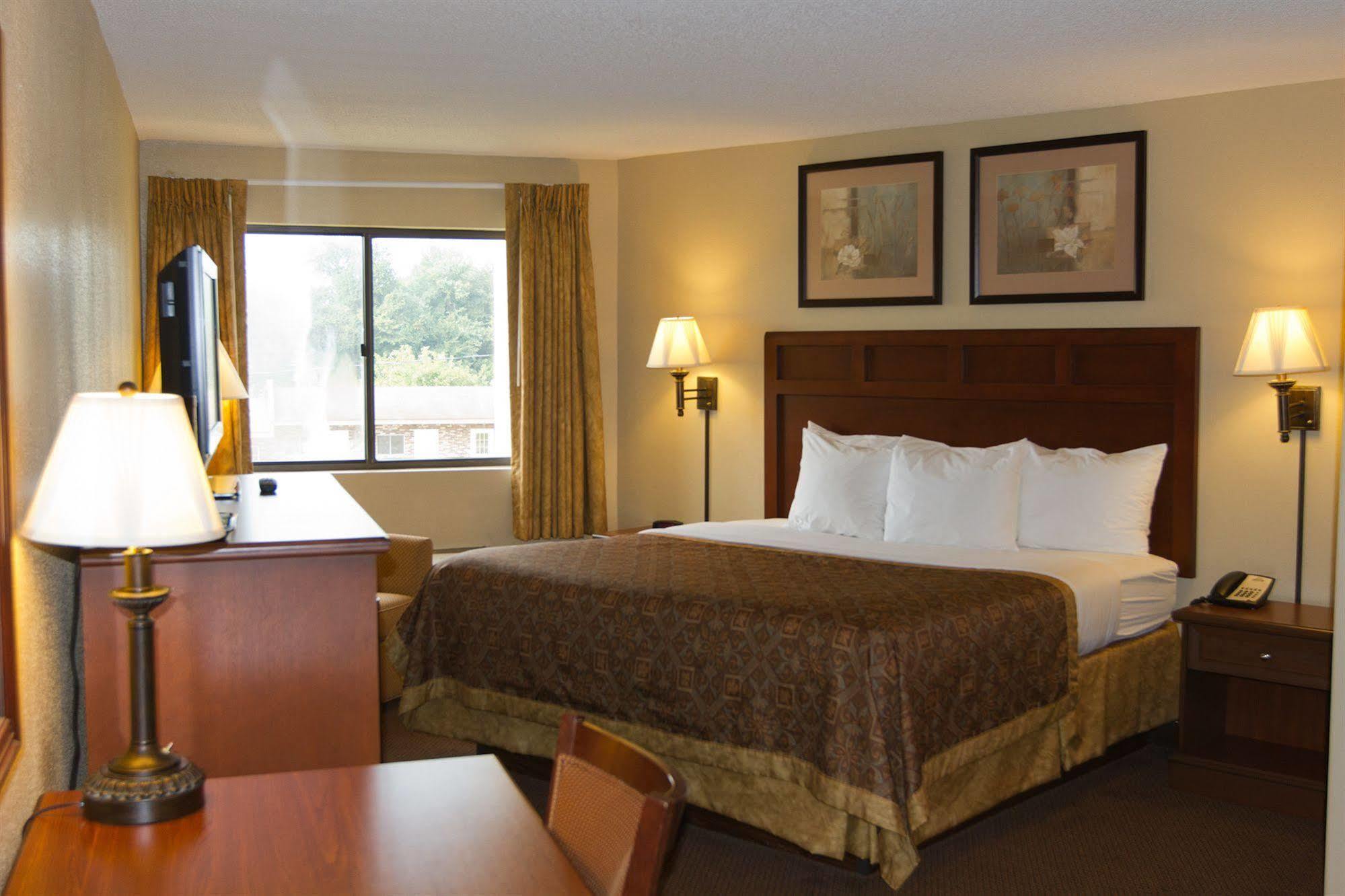 Greenlight Inn & Suites St James Saint James Exteriér fotografie