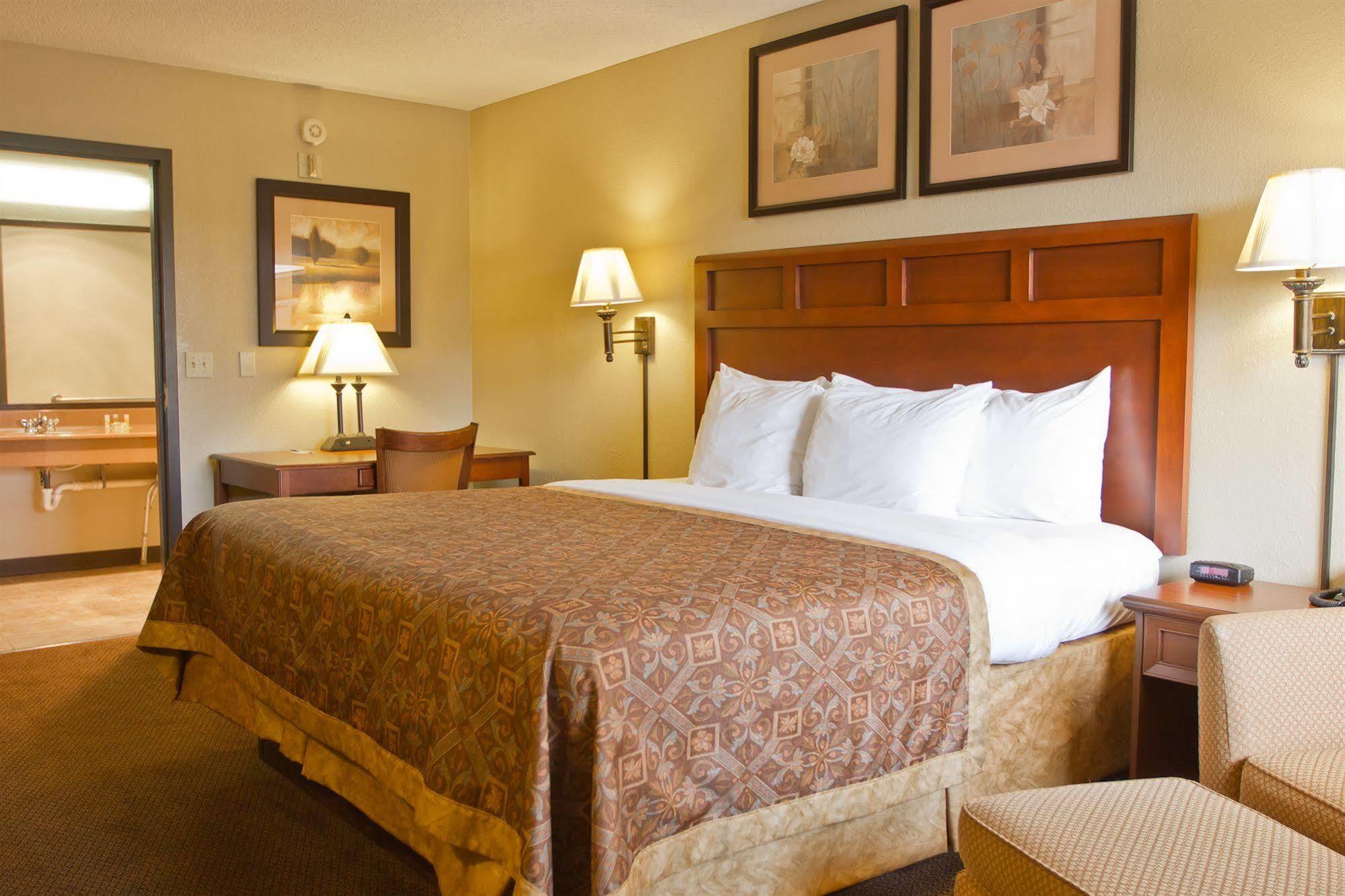 Greenlight Inn & Suites St James Saint James Exteriér fotografie