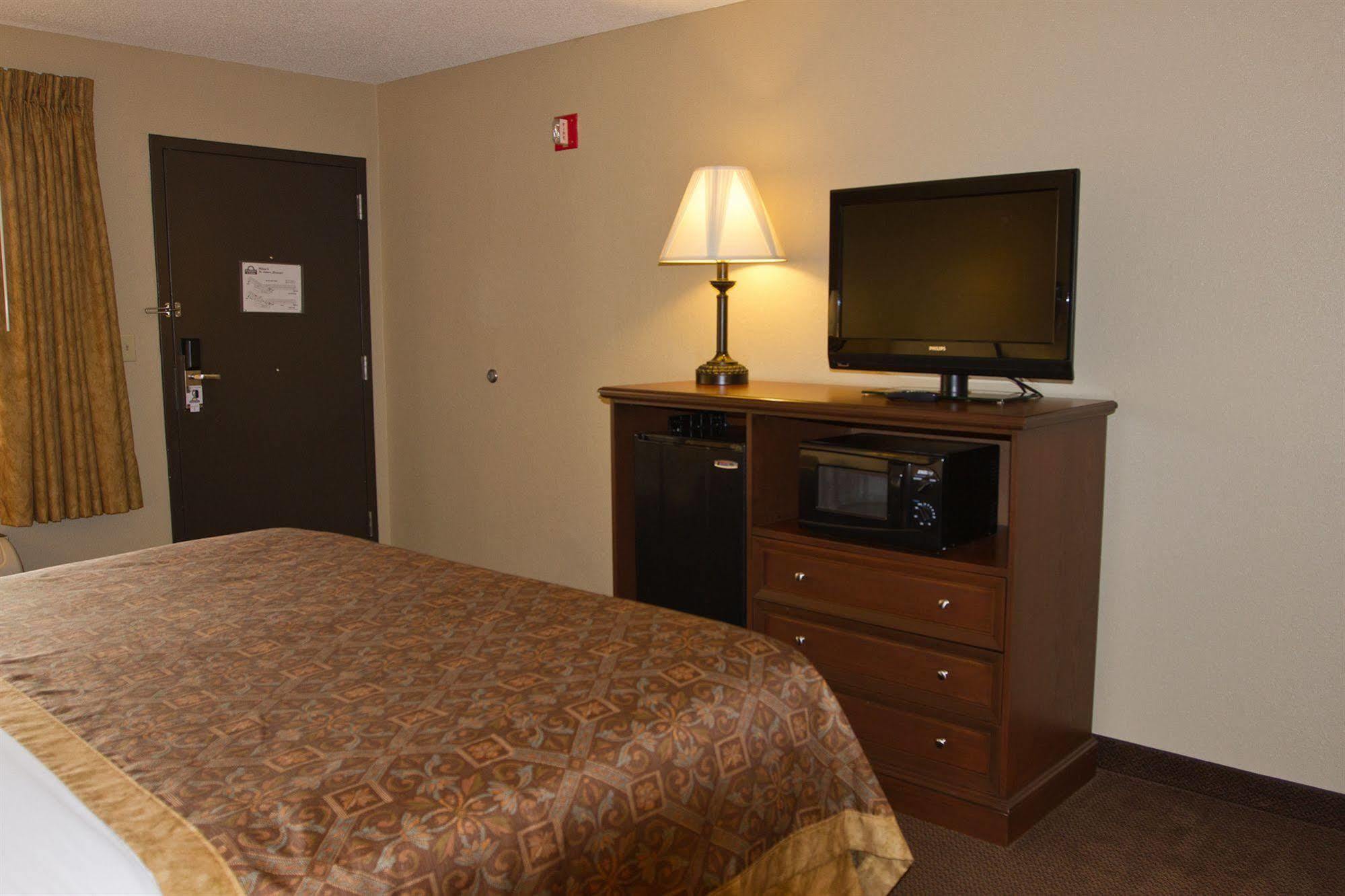 Greenlight Inn & Suites St James Saint James Exteriér fotografie