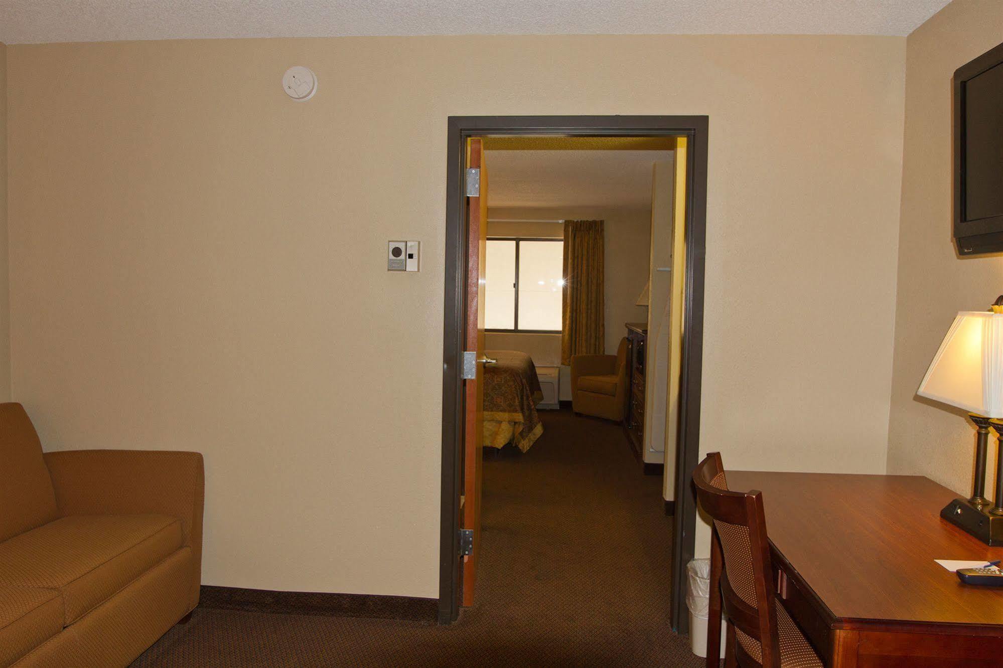 Greenlight Inn & Suites St James Saint James Exteriér fotografie